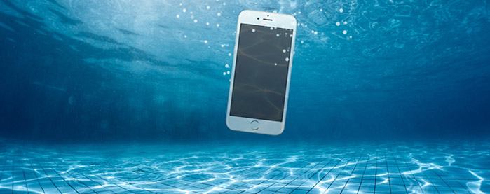 Cosa fare se il tuo iPhone è caduto in mare?