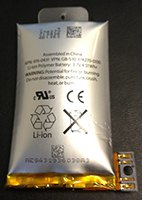 Una batteria di iPhone danneggiata e rigonfia, da sostituire